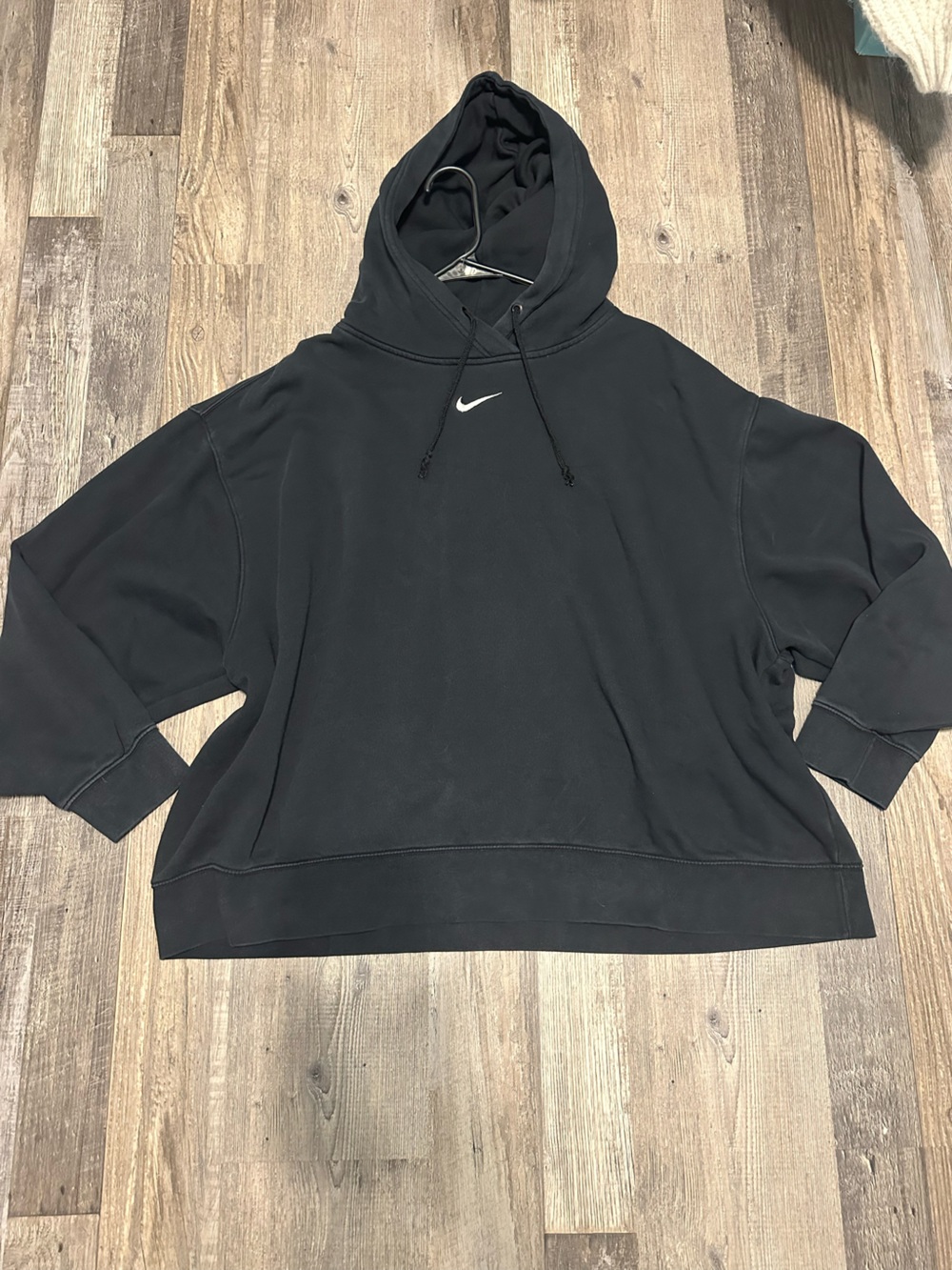 5/$25 Nike Hoodie